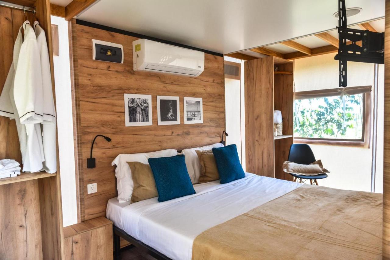 The Park - Silang Hotel Ngoại thất bức ảnh