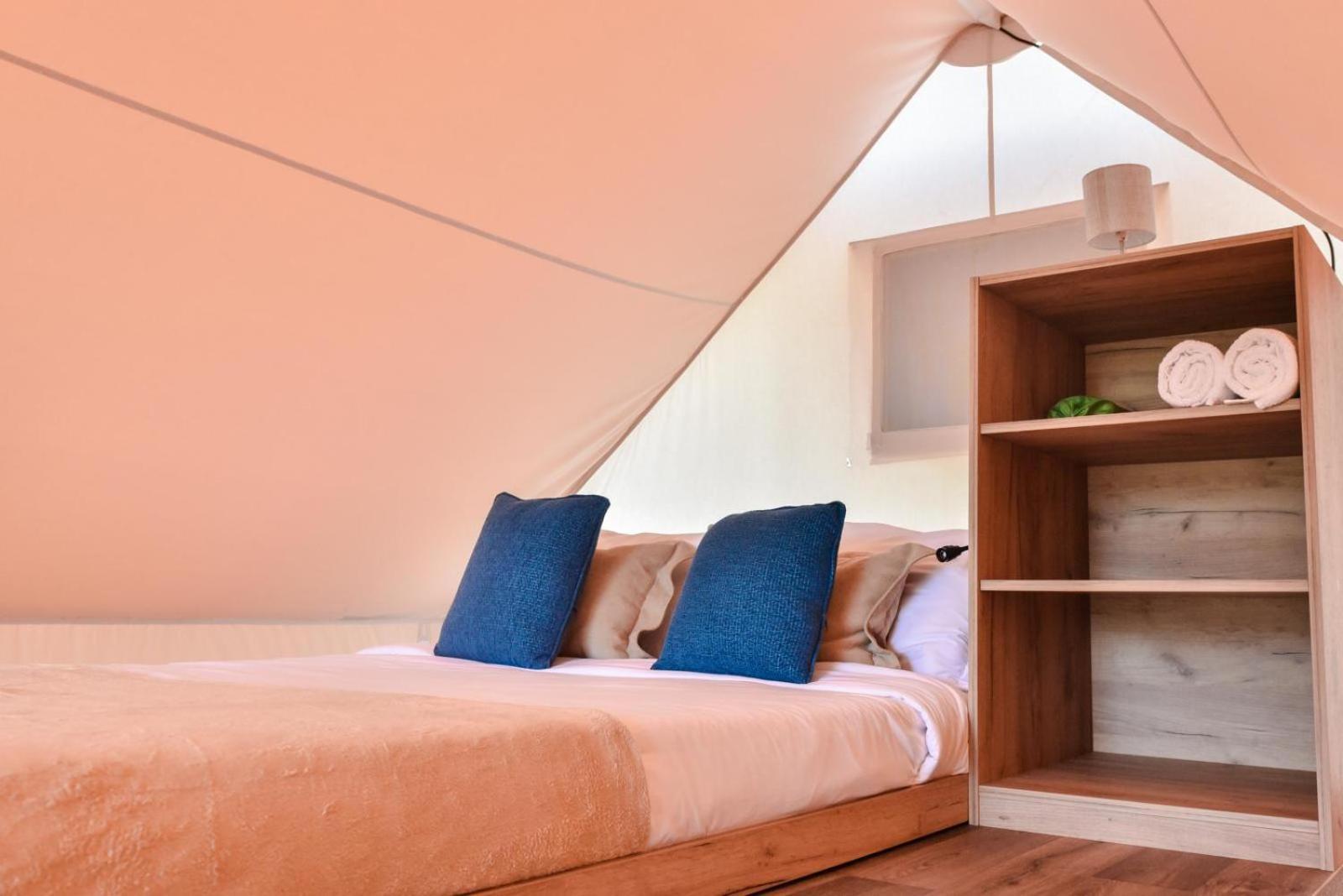 The Park - Silang Hotel Ngoại thất bức ảnh