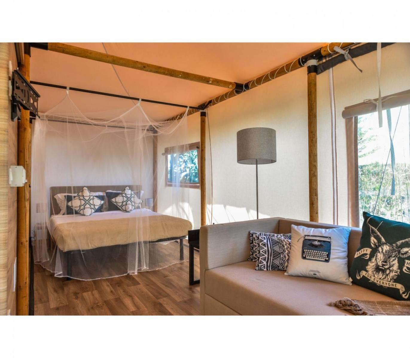 The Park - Silang Hotel Ngoại thất bức ảnh