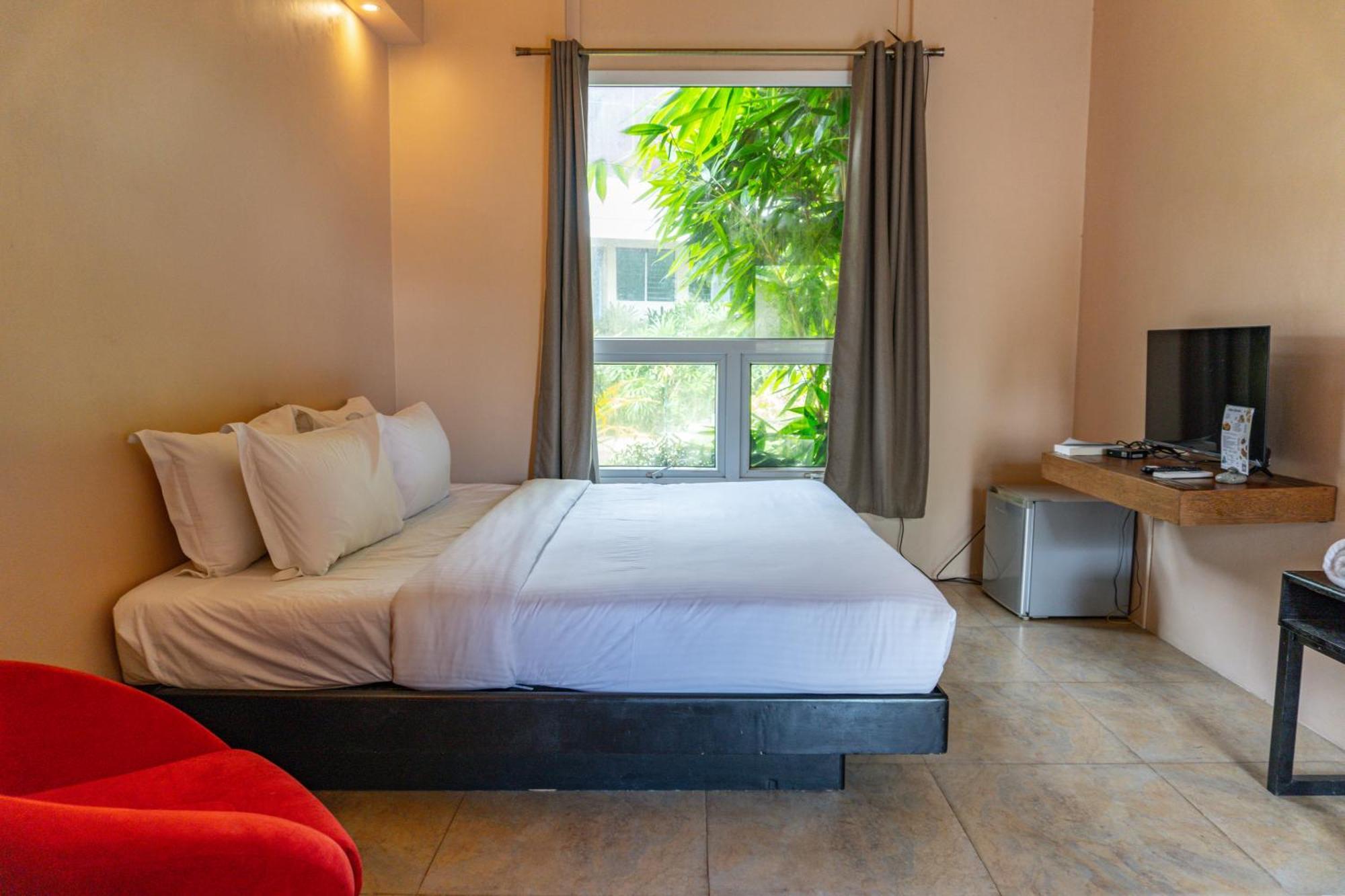 The Park - Silang Hotel Ngoại thất bức ảnh