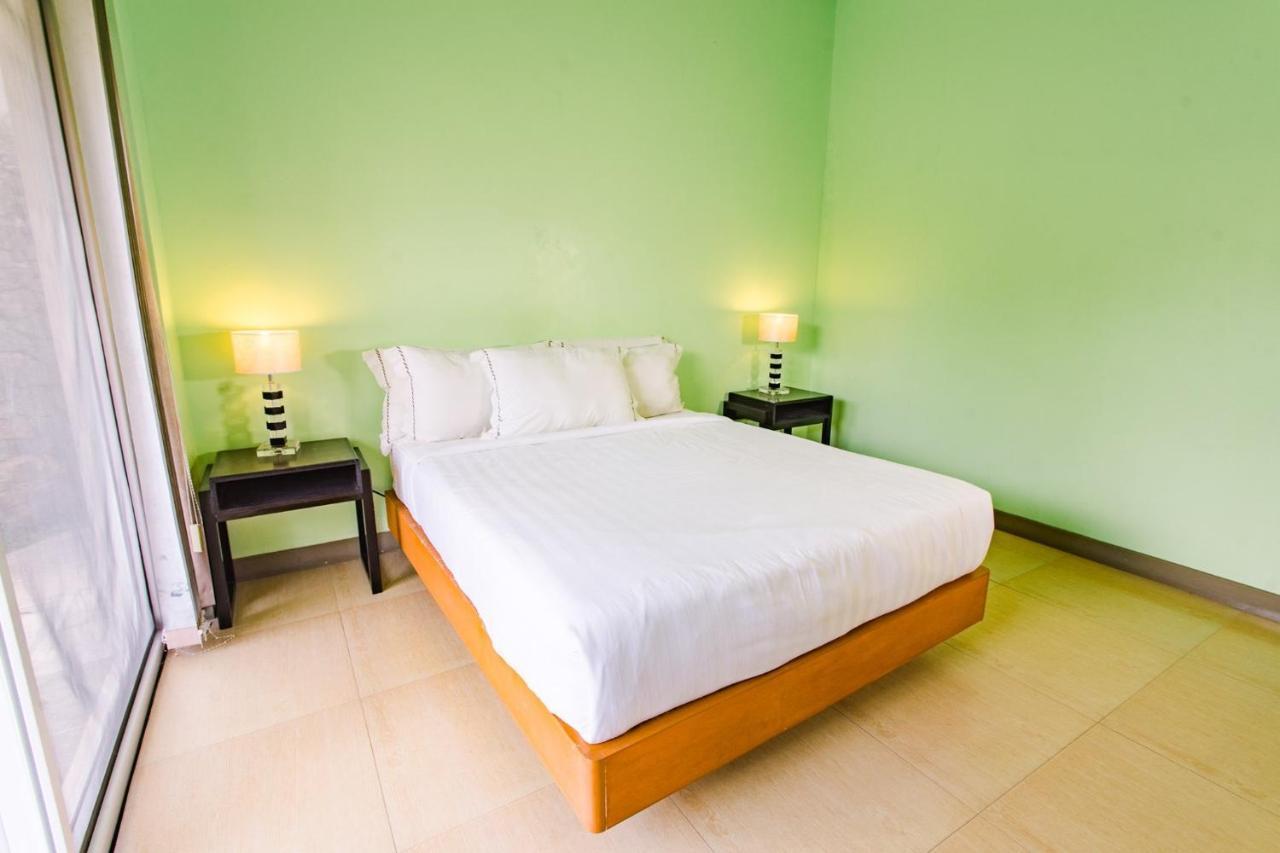 The Park - Silang Hotel Ngoại thất bức ảnh