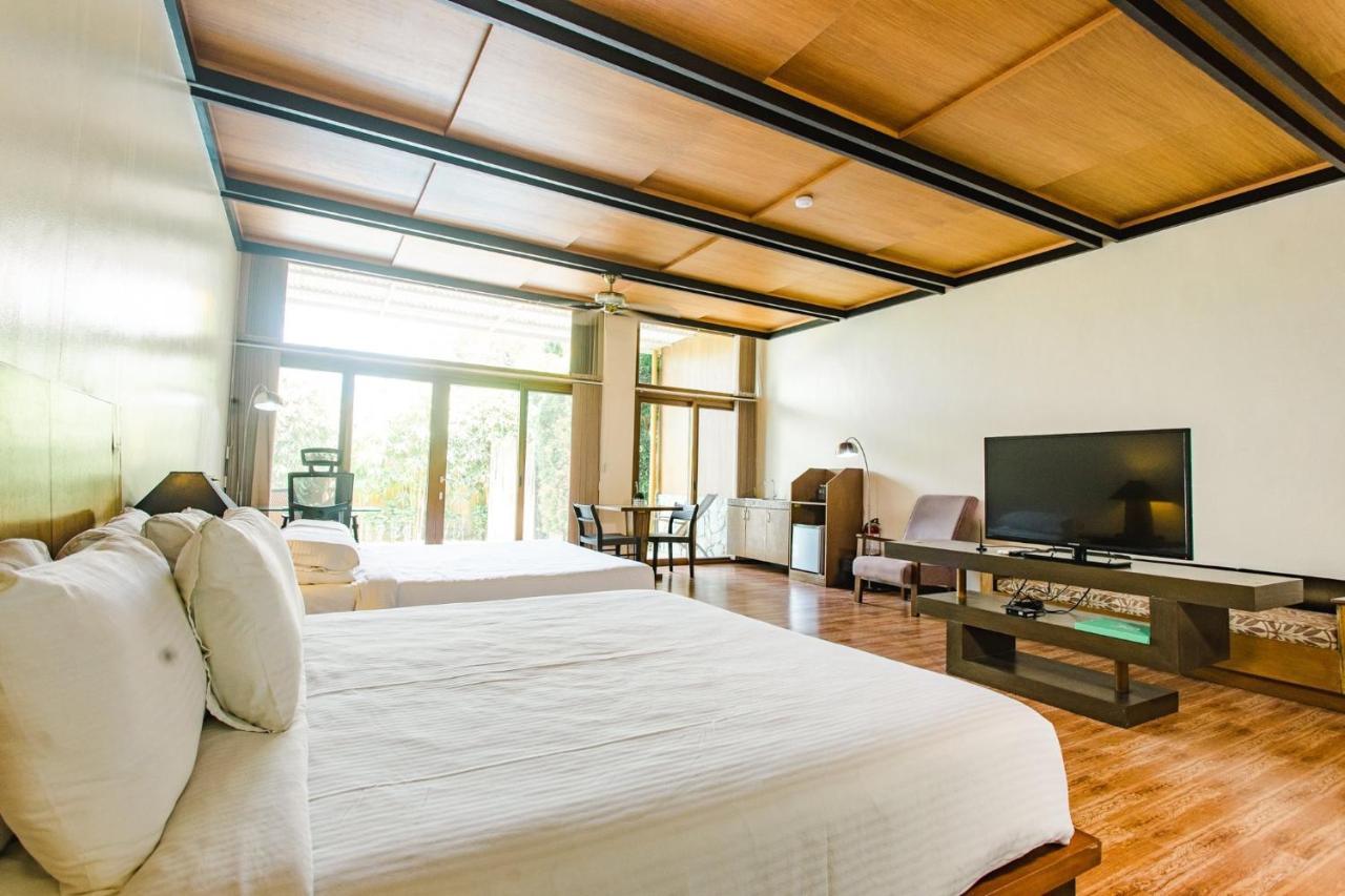The Park - Silang Hotel Ngoại thất bức ảnh