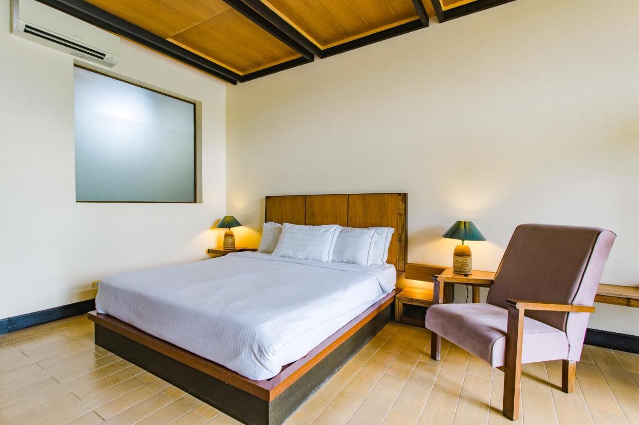 The Park - Silang Hotel Ngoại thất bức ảnh